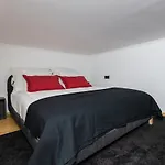 Kiraly21 Downtown Apartment At Gozsdu Garden